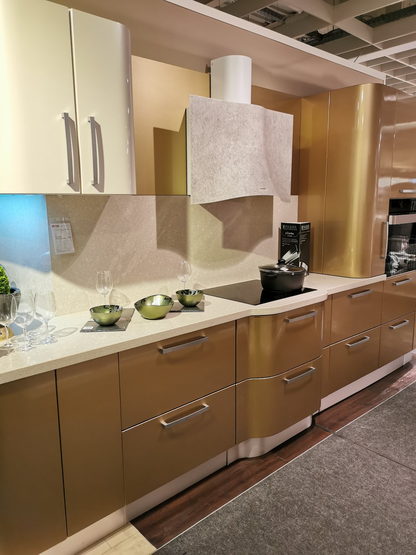 The Benefits of Curved Kitchen Cabinets - Rise Curved Line Kitchen Cabinets